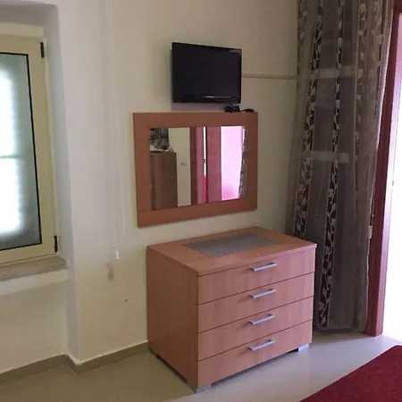 58 Viale Uria Фоче-Варано